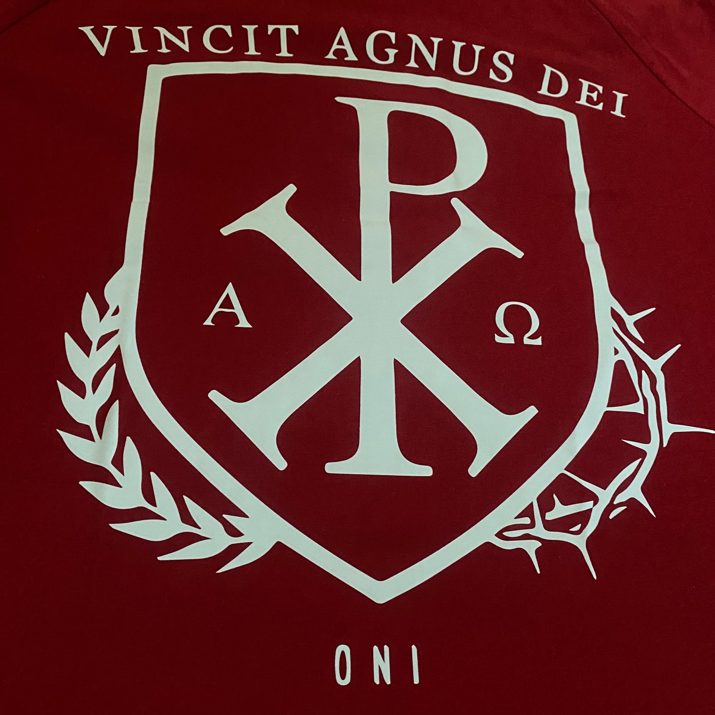 'Vincit Agnus Dei' Christogram Shirt